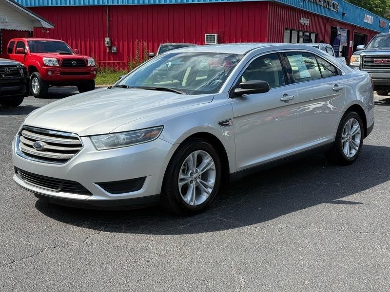 Ford Taurus  2019