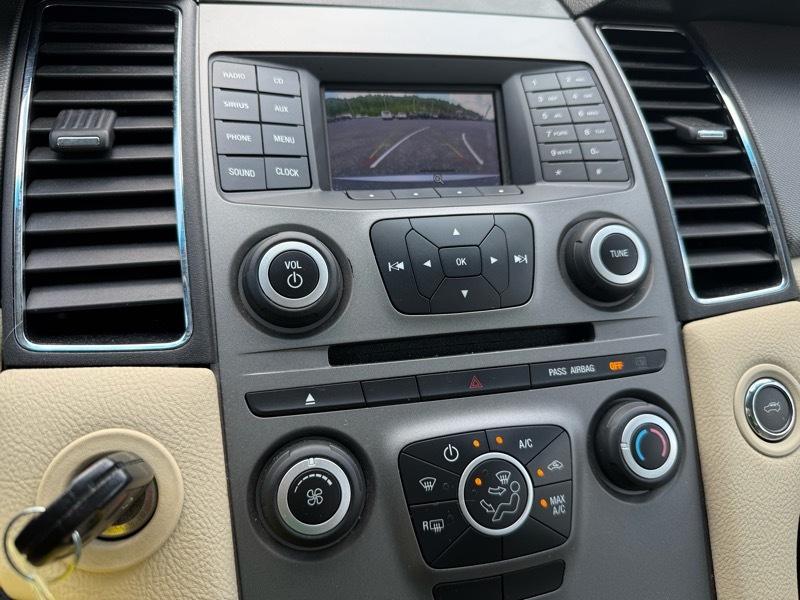 Ford Taurus  2019