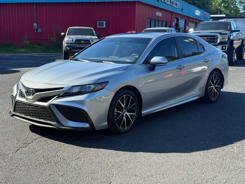 Toyota Camry  2023