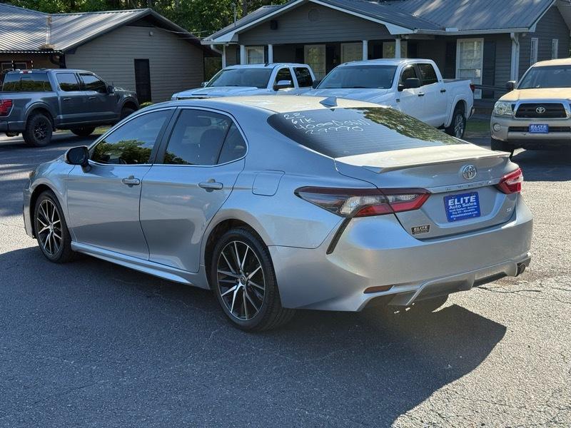 Toyota Camry  2023