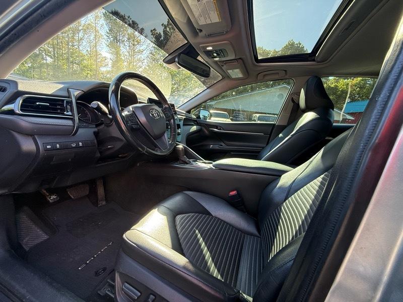 Toyota Camry  2023