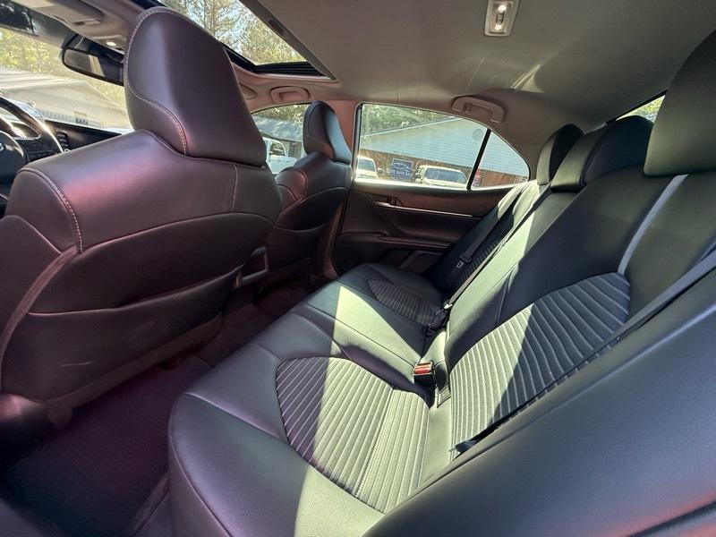 Toyota Camry  2023