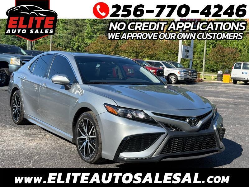 Toyota Camry  2023