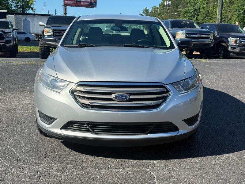 Ford Taurus  2019