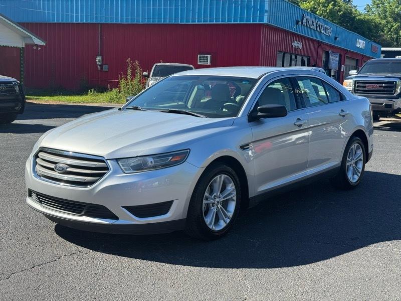 Ford Taurus  2019