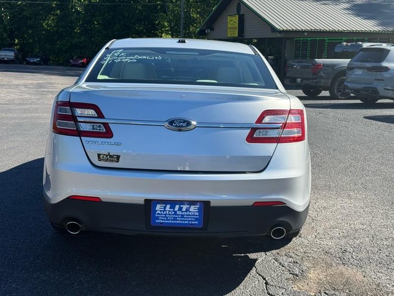 Ford Taurus  2019