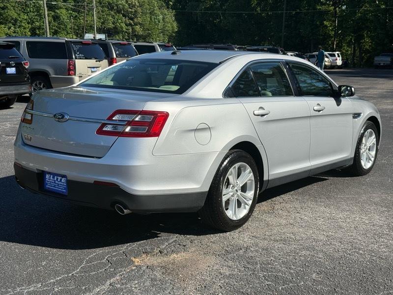 Ford Taurus  2019