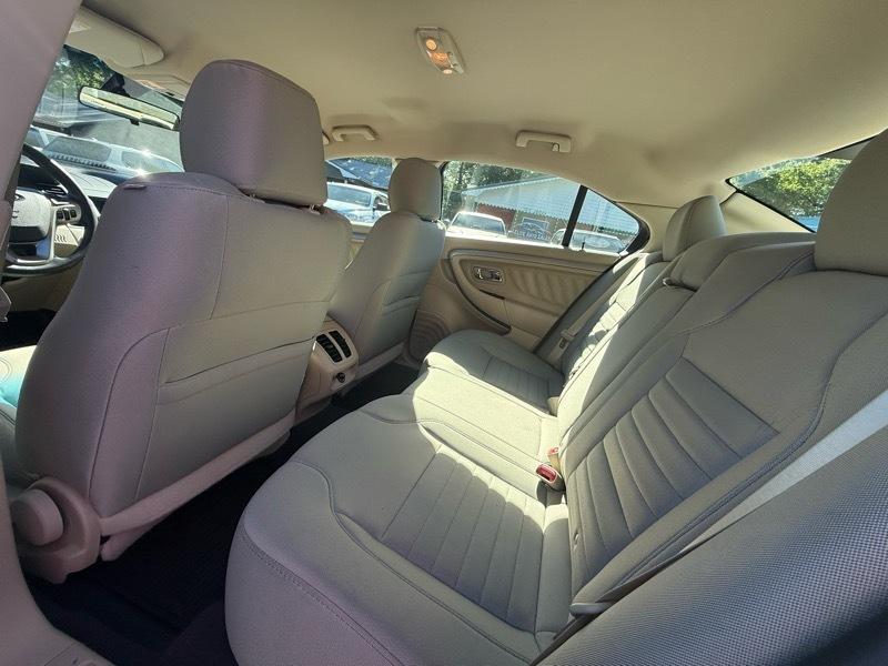 Ford Taurus  2019
