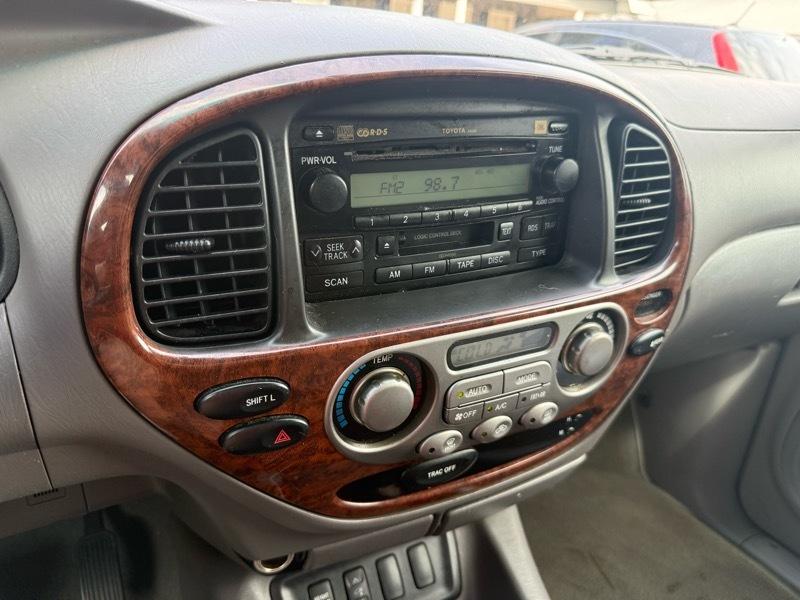 Toyota Sequoia  2007