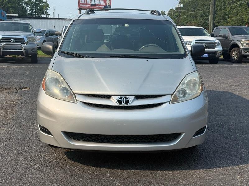 Toyota Sienna  2006