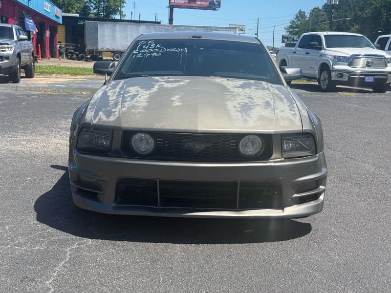 Ford Mustang  2005