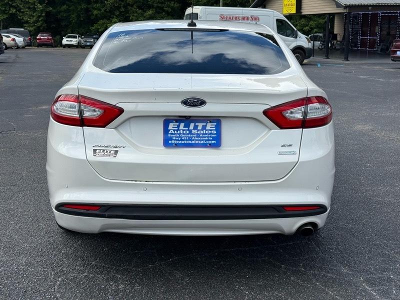 Ford Fusion SE 2016