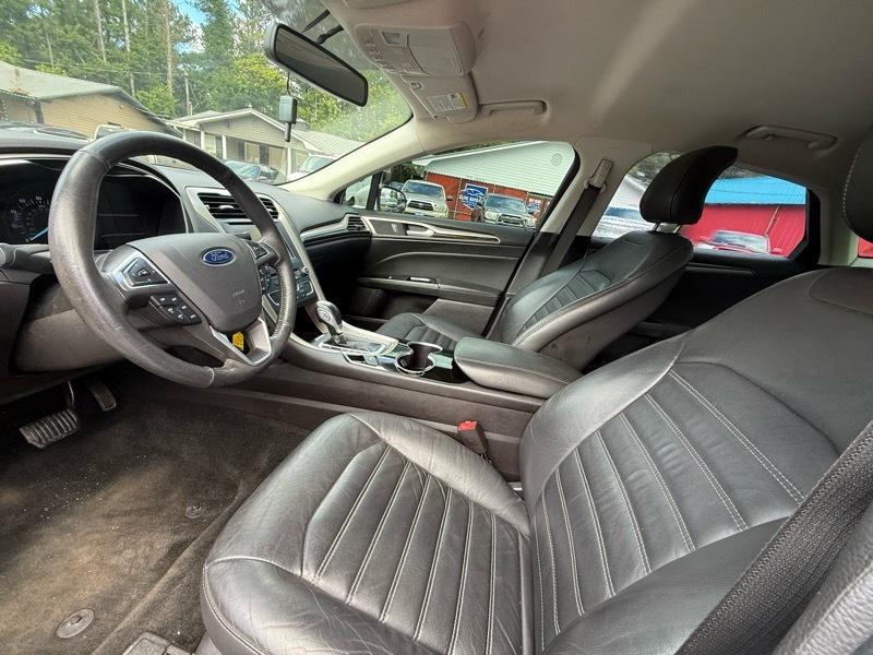 Ford Fusion SE 2016
