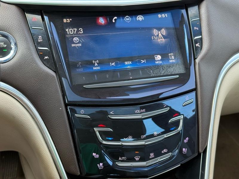 Cadillac XTS  2015