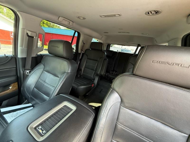 GMC Yukon Denali  2016