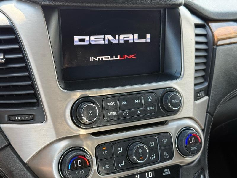 GMC Yukon Denali  2016