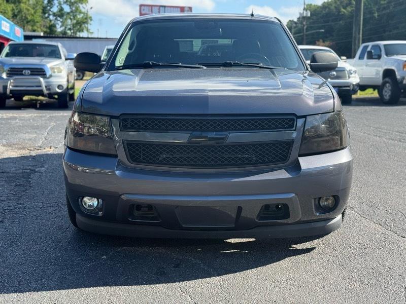 Chevrolet Tahoe  2011