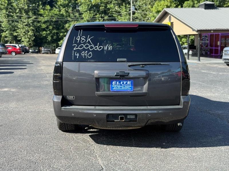 Chevrolet Tahoe  2011