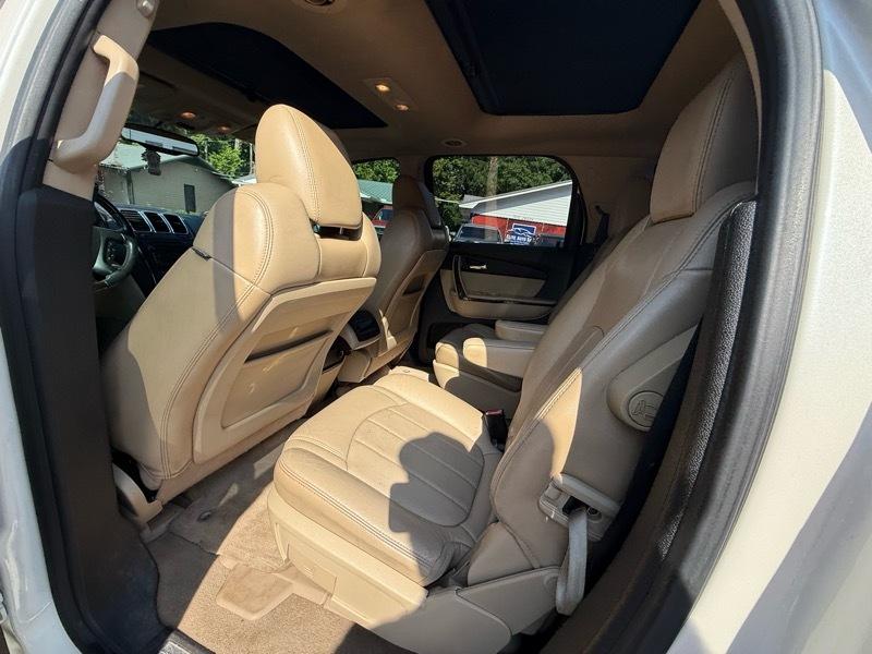 GMC Acadia  2011