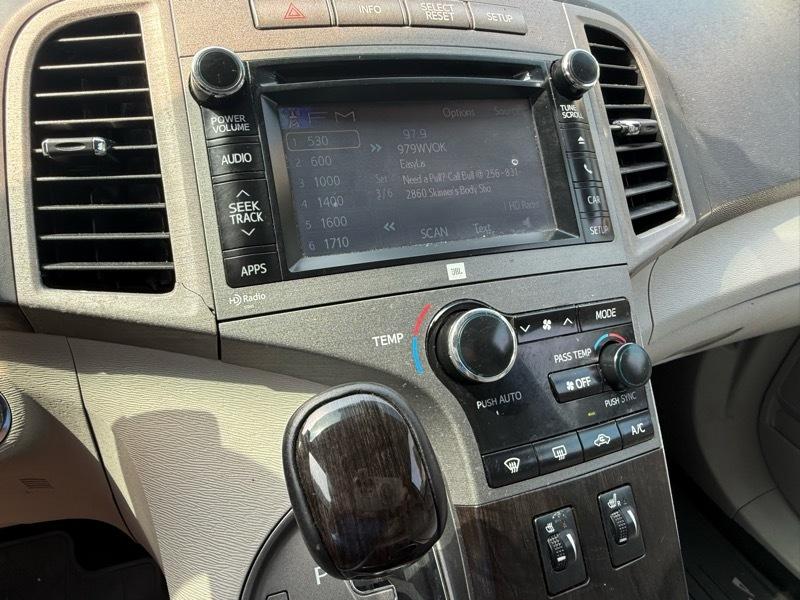 Toyota Venza  2013