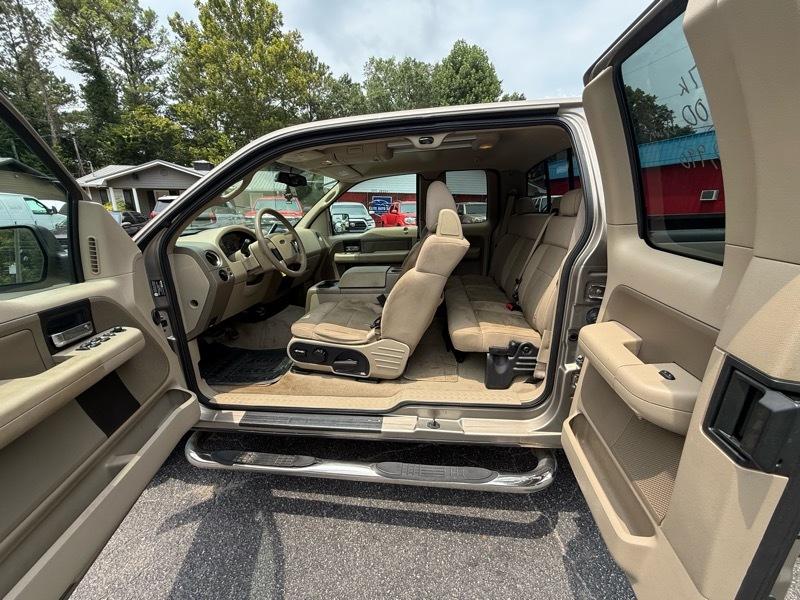 Ford F-150  2004