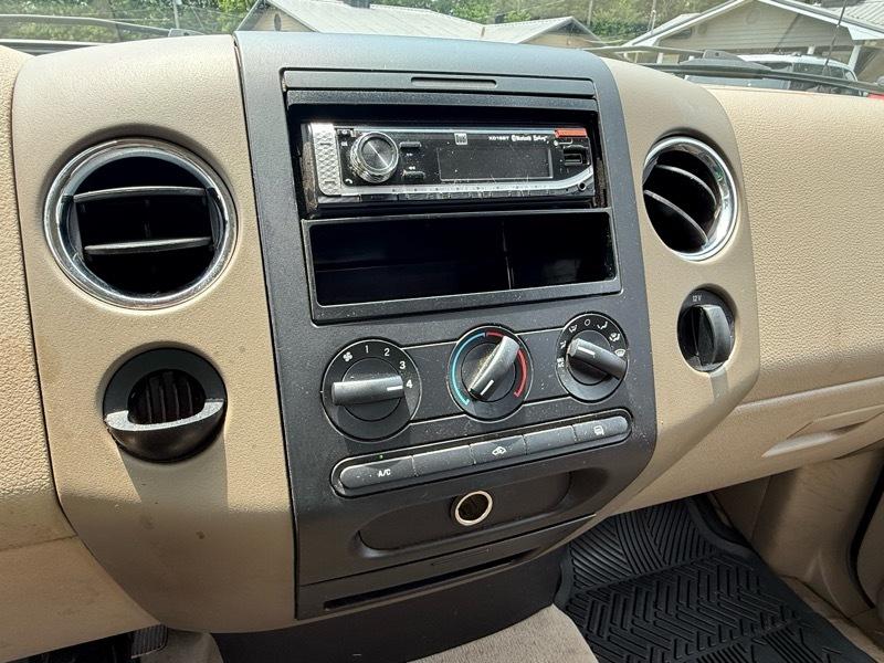 Ford F-150  2004