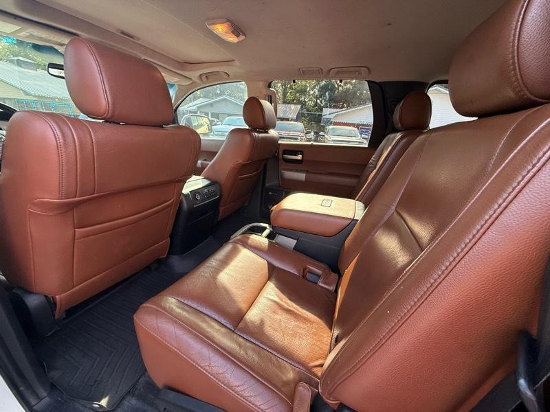 Toyota Sequoia  2008
