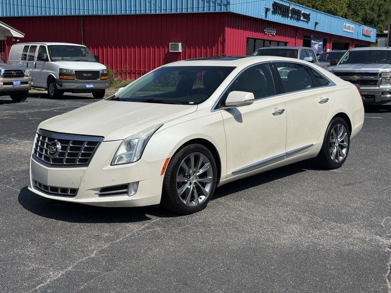 Cadillac XTS  2013