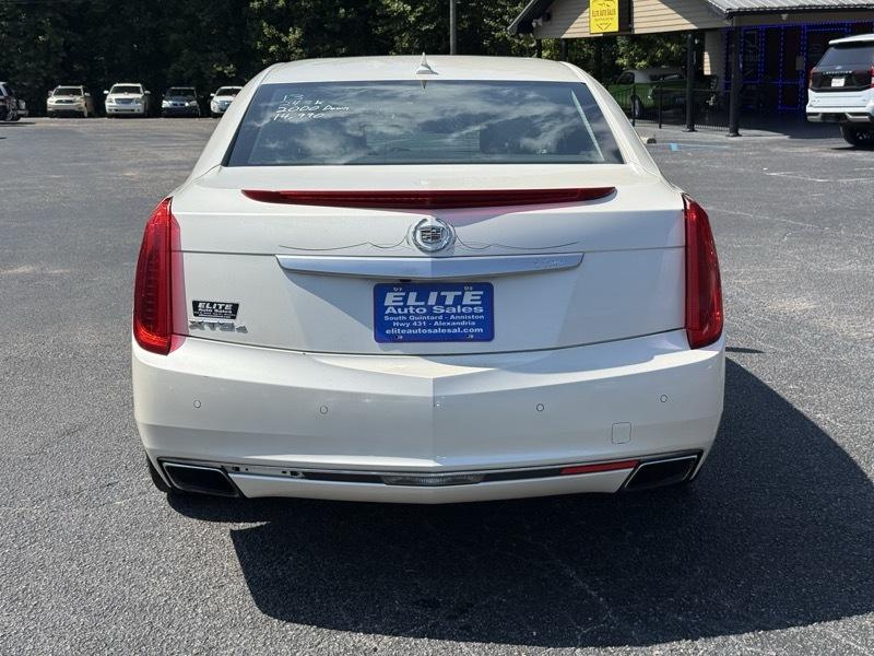 Cadillac XTS  2013