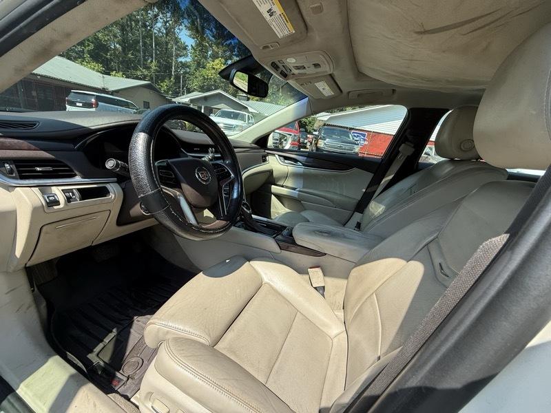 Cadillac XTS  2013