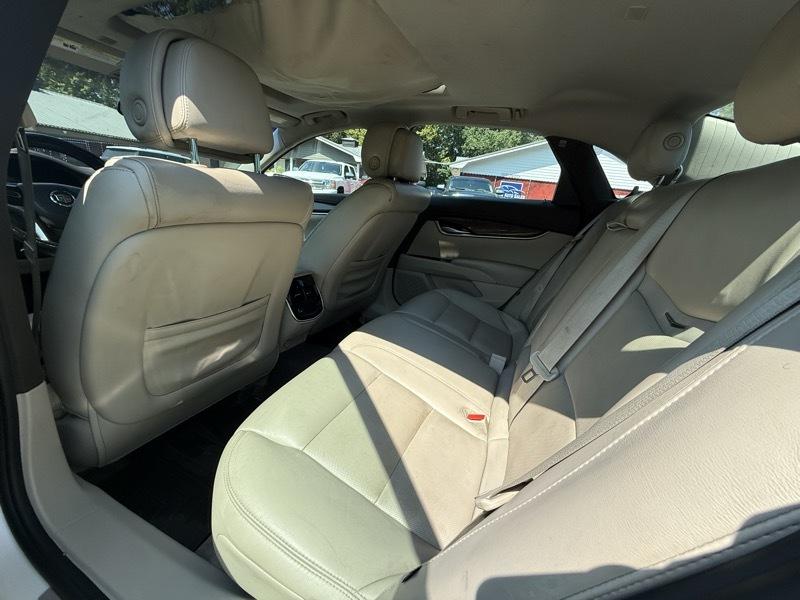 Cadillac XTS  2013