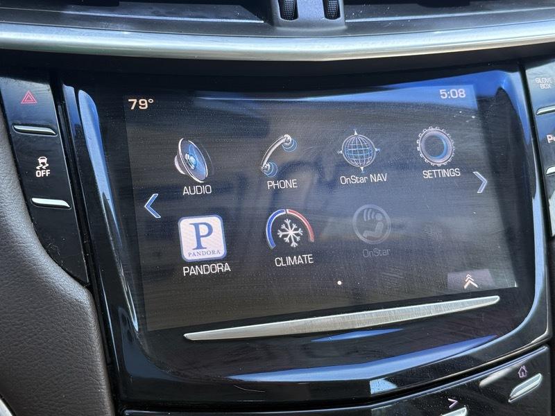 Cadillac XTS  2013