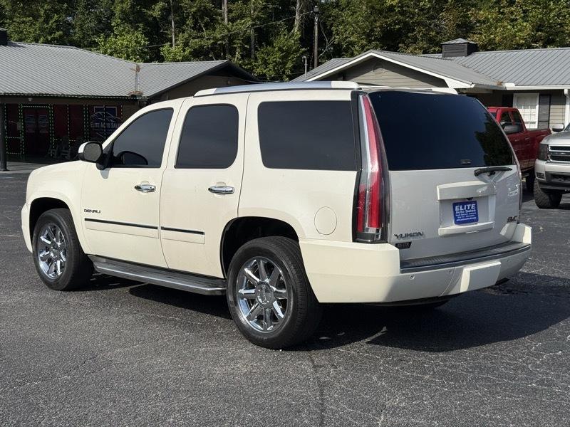 GMC Yukon Denali  2013