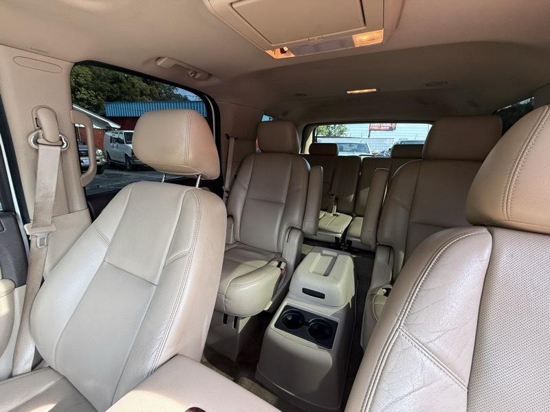 GMC Yukon Denali  2013