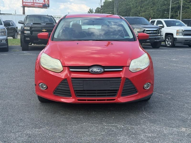 Ford Focus SE 2012