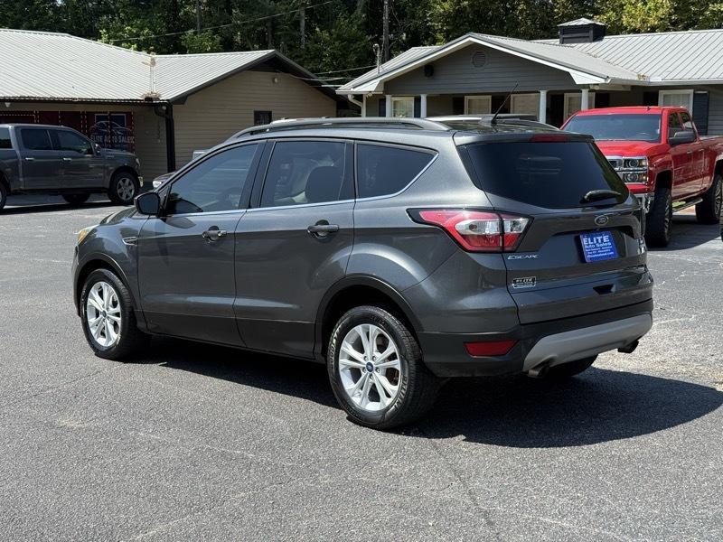 Ford Escape  2017