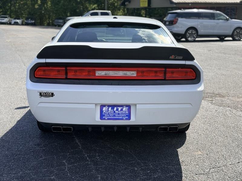 Dodge Challenger  2014