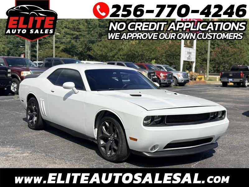 2014 Dodge Challenger SXT