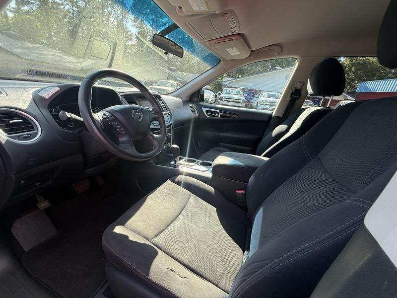 Nissan Pathfinder  2014