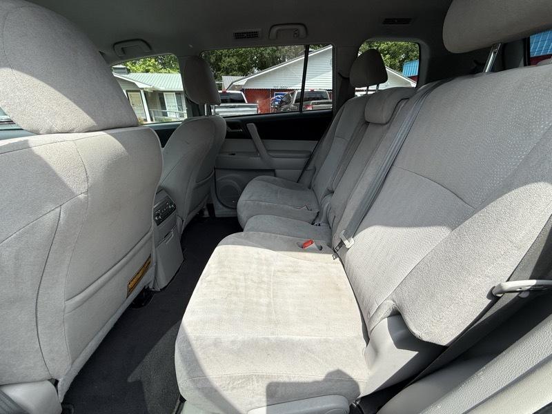 Toyota Highlander  2012