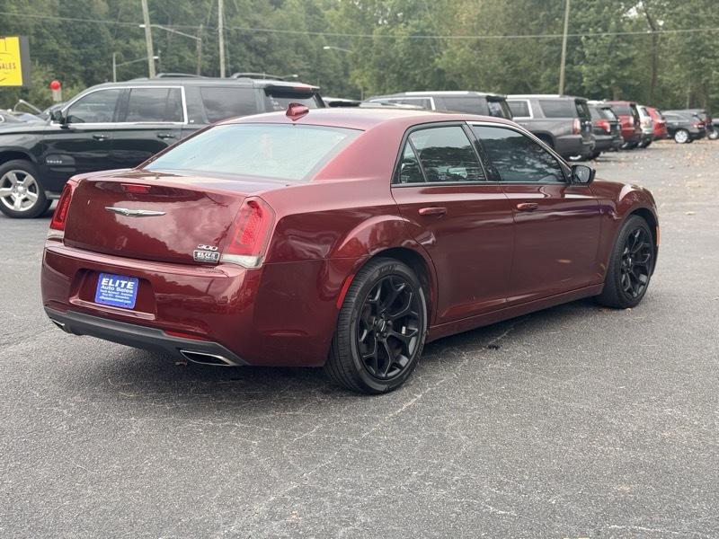 Chrysler 300  2019