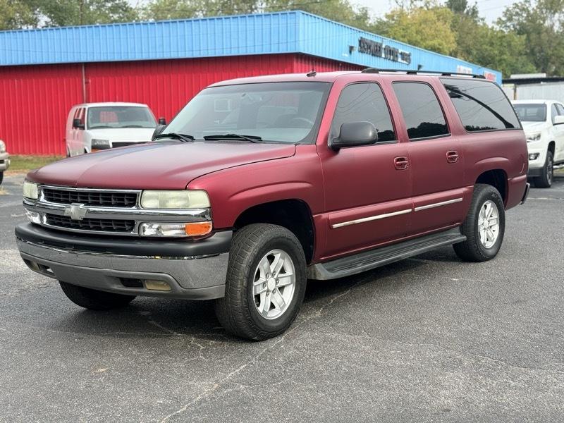Chevrolet Suburban photo 3