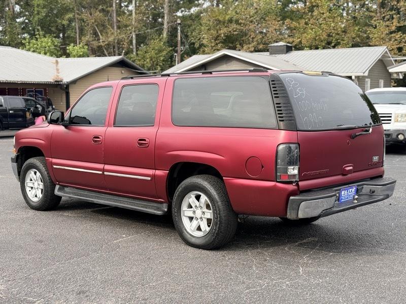 Chevrolet Suburban photo 4