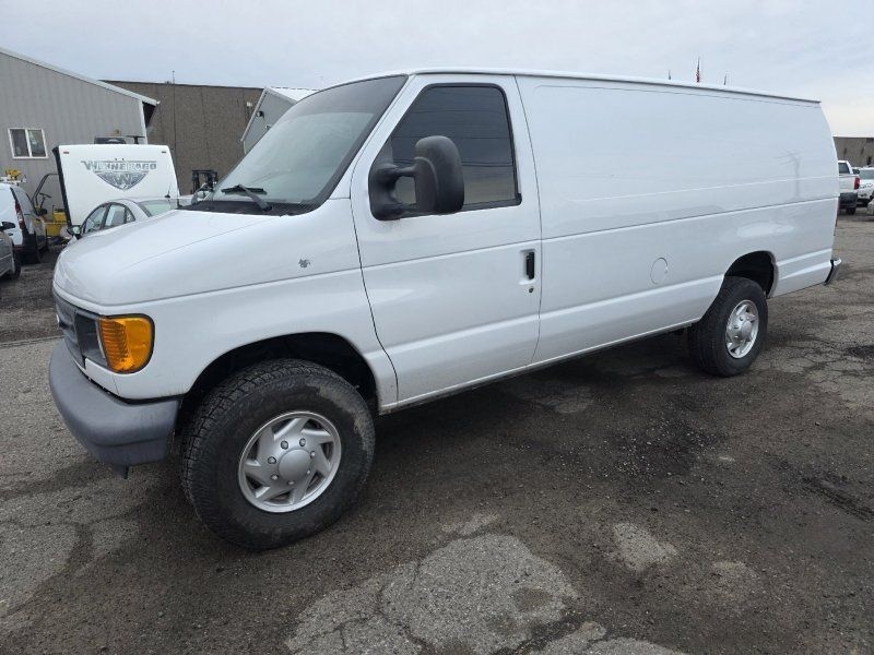 2013 Ford Econoline E-350 Super Duty Extended