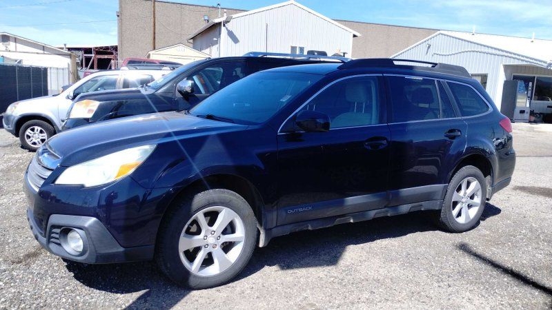 2013 Subaru Outback 2.5i Premium