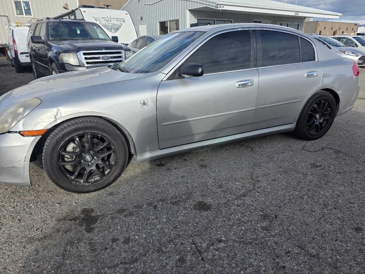 2005 INFINITI G35 Sedan RWD