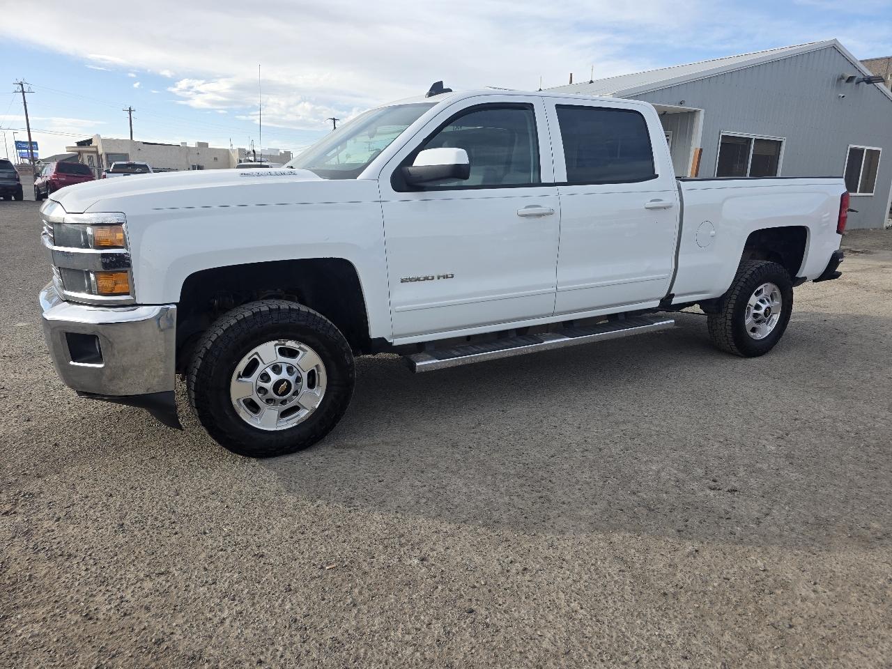 2016 Chevrolet Silverado 2500HD LT Crew Cab 4WD