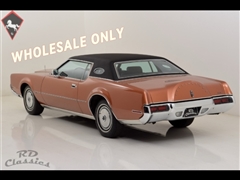 1972 Lincoln Continental 