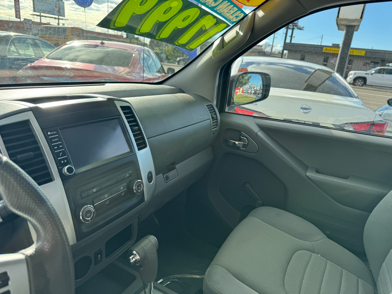 Nissan Frontier S King Cab I4 5MT 2WD 2019