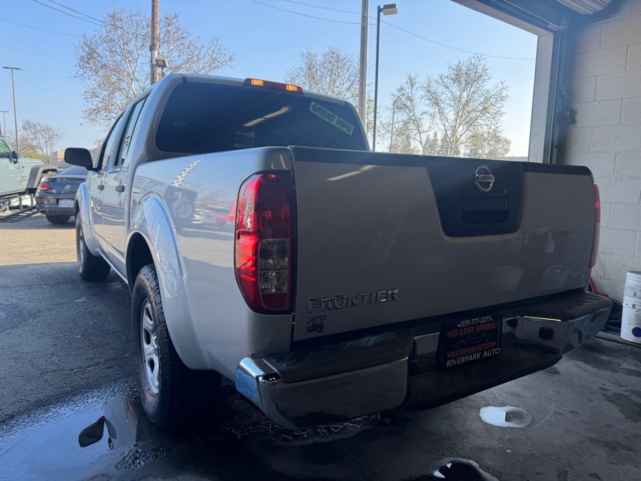 Nissan Frontier S Crew Cab 2WD 2012